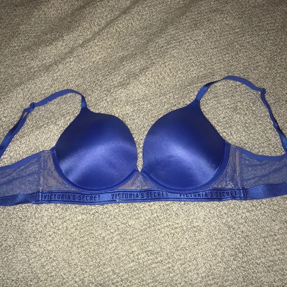 Victoria’s Secret bra